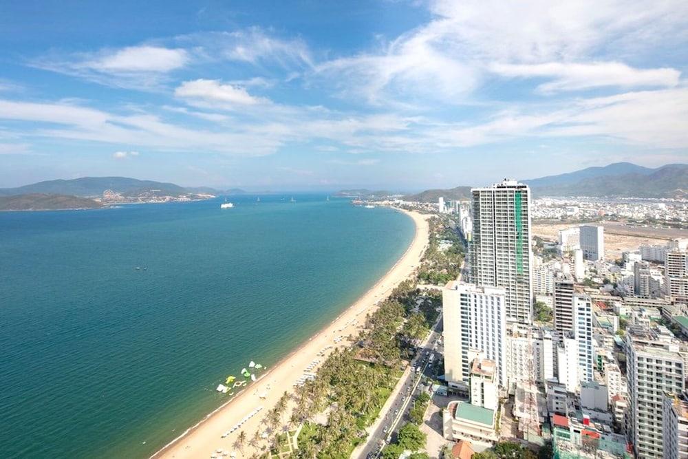 Oressund Hotel Nha Trang Exterior foto